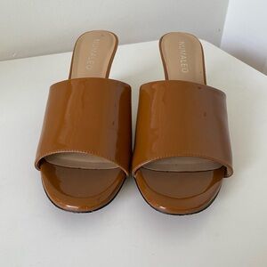 Women's Tan Slide Sandals